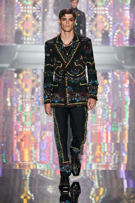 dolce gabbana models male|dolce gabbana runway line suits.